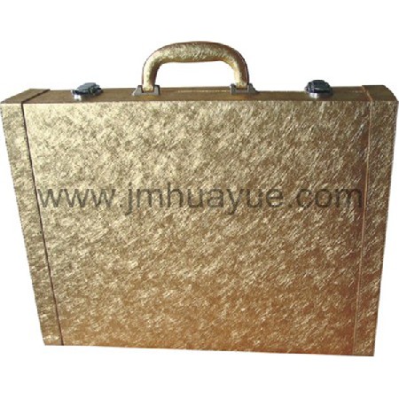 Gold suitcase ib14